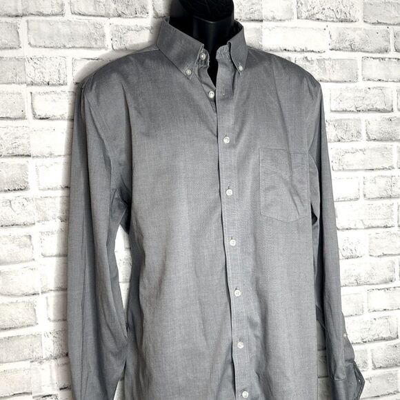 Stafford Executive Non Iron Cotton Pinpoint Oxford Button Down Shirt Size Large - Picture 2 of 4
